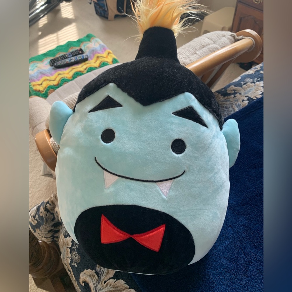 12 inch Drake Halloween Vampire squishmallow NWT